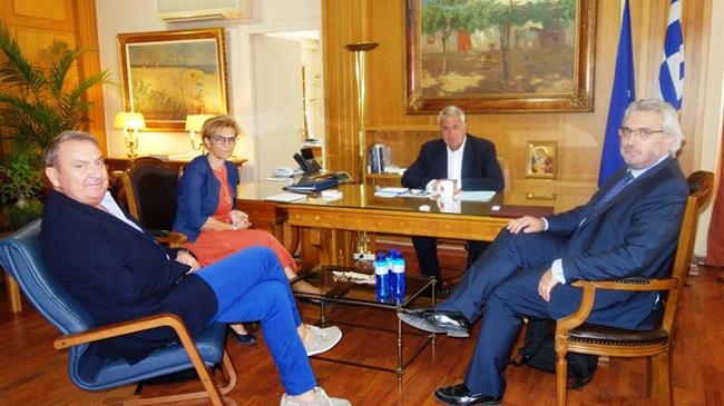 Συνάντηση Μ. Βορίδη με εκπροσώπους του Σ.Ε.Ο.: Σημαντικές κινήσεις προς όφελος του οινοποιητικού κλάδου