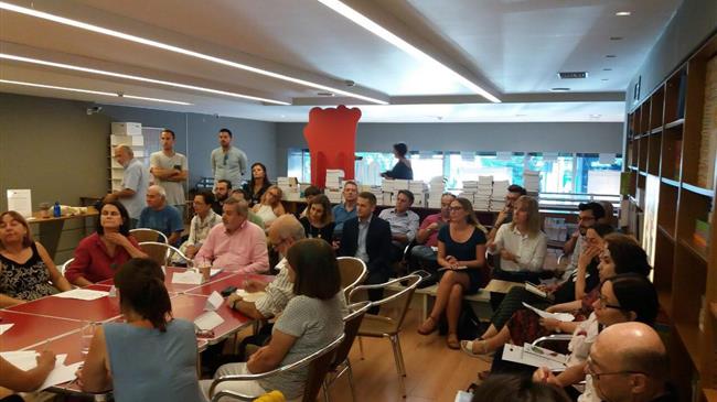 Συνεργασία με τις οικολογικές οργανώσεις για την αντιμετώπιση της διαρροής πλαστικών σε θάλασσες και ποταμούς