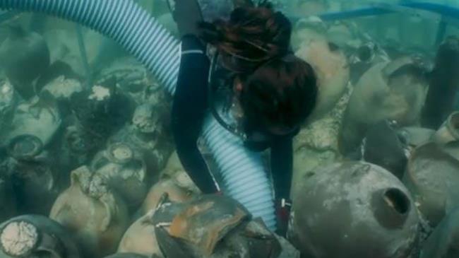 Ναυάγιο 1800 ετών ανακαλύφθηκε γεμάτο με άριστα διατηρημένα κρασιά, ελαιόλαδο