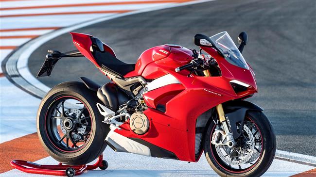 Κατακόκκινη “Black Friday” από τη Ducati 