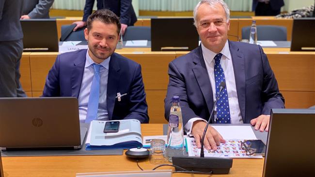 Ο  Μ. Βορίδης έθεσε στις Βρυξέλλες το ζήτημα των παράνομων ελληνοποιήσεων