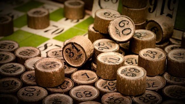 Έκπτωση κατά 30% από το φορολογητέο εισόδημα σχεδιάζει το υπουργείο Οικονομικών