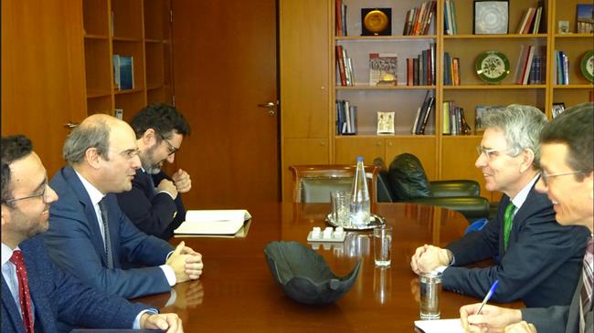  FSRU Αλεξανδρούπολης, IGB και Ελληνοτουρκικά στο επίκεντρο της συνάντησης Χατζηδάκη-Πάιατ   