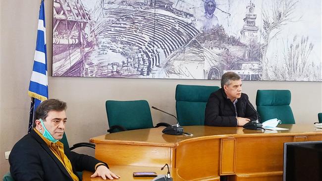 Εντείνονται οι πιέσεις για να  βρεθεί λύση για τις λαϊκές αγορές 