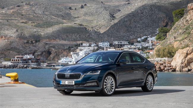 Η νέα SKODA OCTAVIA Grand Coupe φωτογραφημένη στην Κρήτη