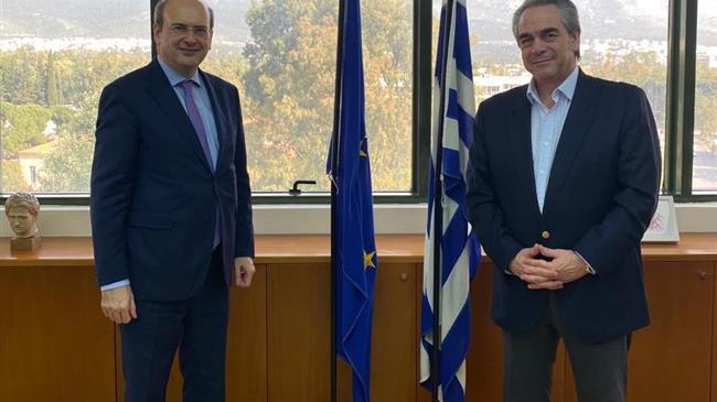 Συνάντηση Κ. Χατζηδάκη με τον πρόεδρο του ΕΒΕΑ Κ. Μίχαλο