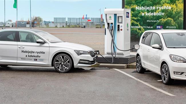 Λύση για γρήγορη φόρτιση ηλεκτρικών αυτοκινήτων από τη SKODA