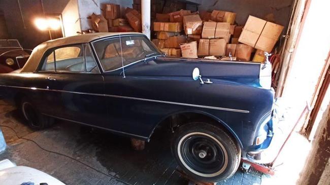 Μια μοναδική συλλογή από αυτοκίνητα βρίσκεται στο Τατόι