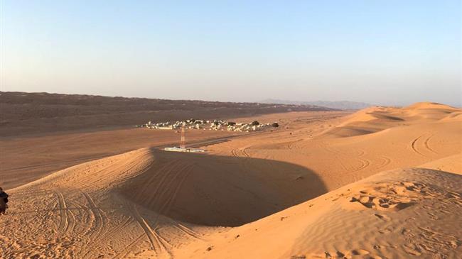 Αμερικανική εταιρεία μετατρέπει τον αέρα της αραβικής ερήμου σε εμφυαλωμένο νερό