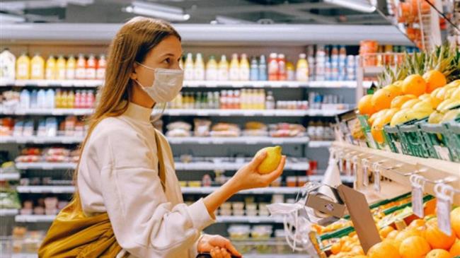 Υποχρεωτική καθίσταται η μάσκα στα σούπερ μάρκετ