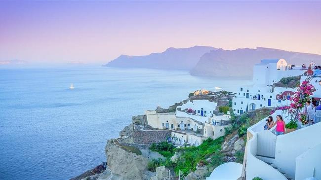 Θεματοφύλακες της βιώσιμης ανάπτυξης οι αμπελουργοί της Σαντορίνης