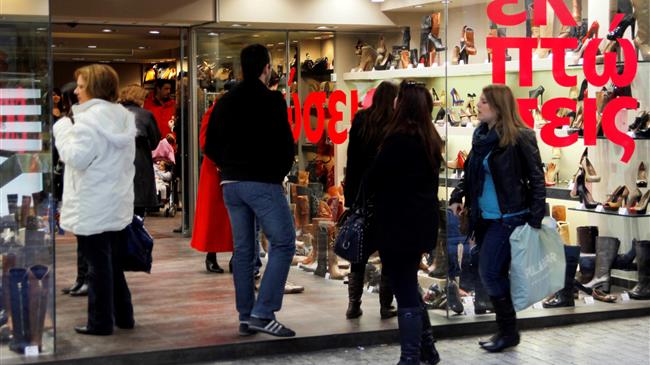 Πλήγμα σε μεταποίηση, εξαγωγές, λιανεμπόριο