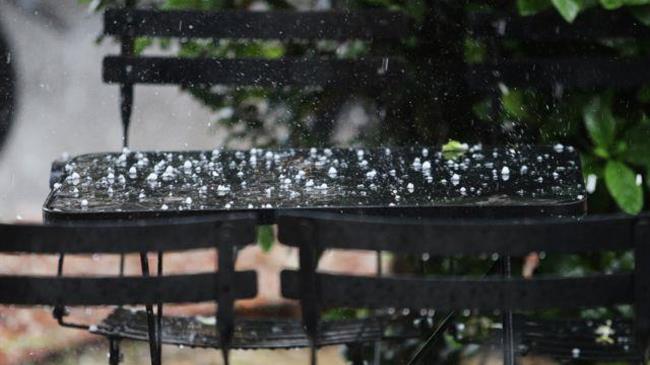 Σφοδρή χαλαζόπτωση στην Κοζάνη