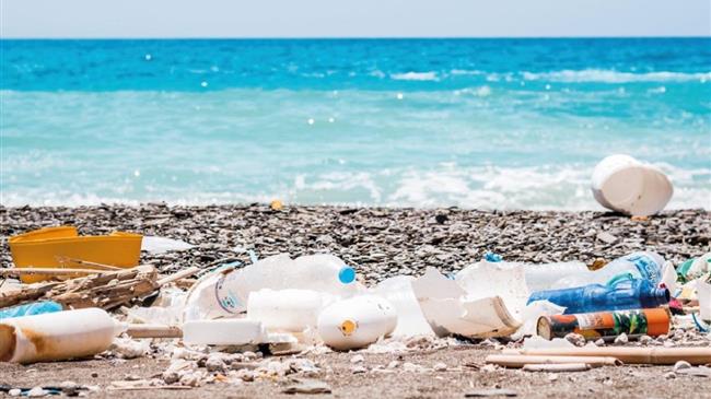 Κάθε χρόνο 11.500 τόνοι πλαστικών καταλήγουν στις ελληνικές θάλασσες