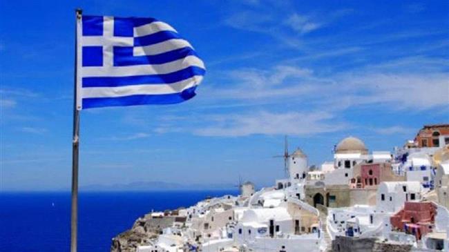 Εκτός καραντίνας πλην της Μυκόνου τα ελληνικά νησιά για τους Βρετανούς