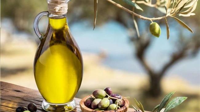 Γιατί το εξαιρετικά παρθένο ελαιόλαδο συνδέεται με χαμηλότερο κίνδυνο άνοιας, καλύτερη υγεία του εγκεφάλου
