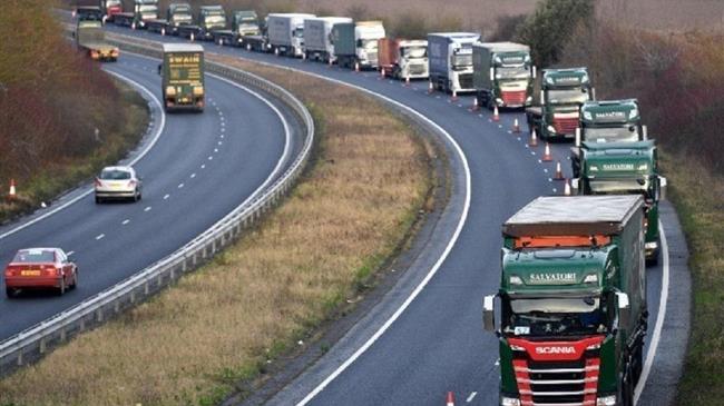 Αίτημα για «πράσινο διάδρομο» για τα ευπαθή προϊόντα στα σύνορα Γαλλίας-Ηνωμένου Βασιλείου