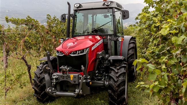 Massey Ferguson: Η νέα σειρά MF 3700 για αμπελουργικές, φρουτοπαραγωγικές εργασίες