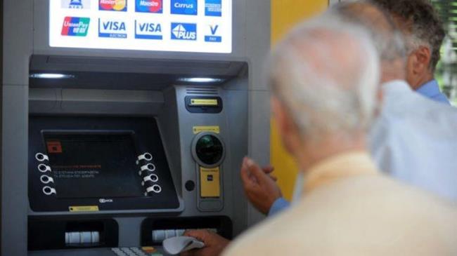 «Μαχαίρι» στις πληρωμές με μετρητά - Το νέο όριο συναλλαγών