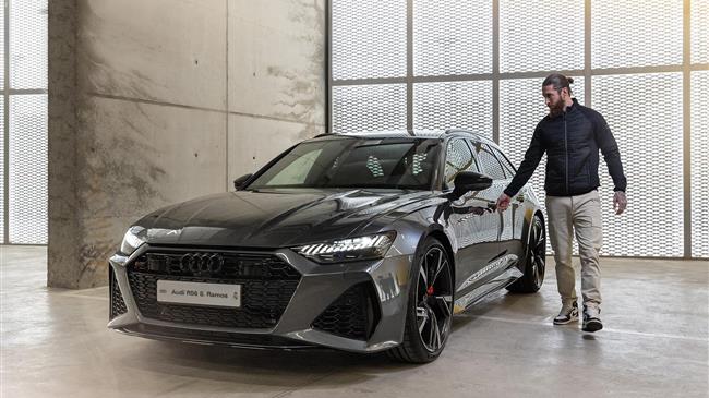 Οι αστέρες της Ρεάλ Μαδρίτης παραλαμβάνουν τα νέα τους Audi