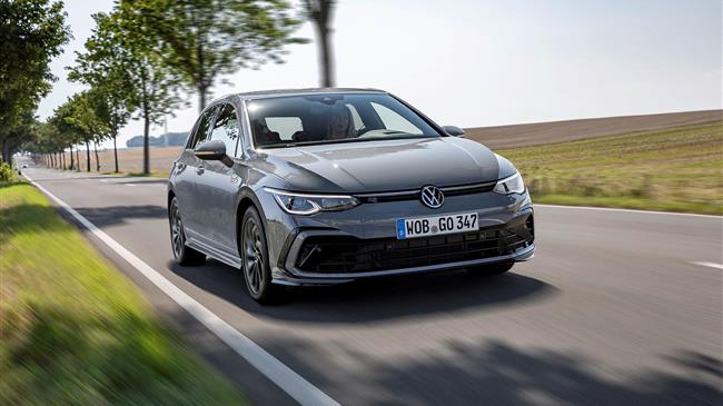 Νέες εκδόσεις Volkswagen Golf: mild-hybrid με 130 ίππους και R-Line