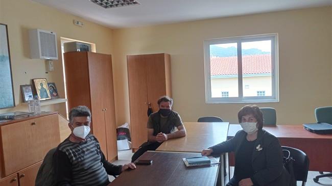 Συνάντηση μεταξύ της κ.Χανιωτάκη-Μυλωνάκη Μ. με μέλη του Ενιαίου Αγροτικού Συλλόγου Ιεράπετρας