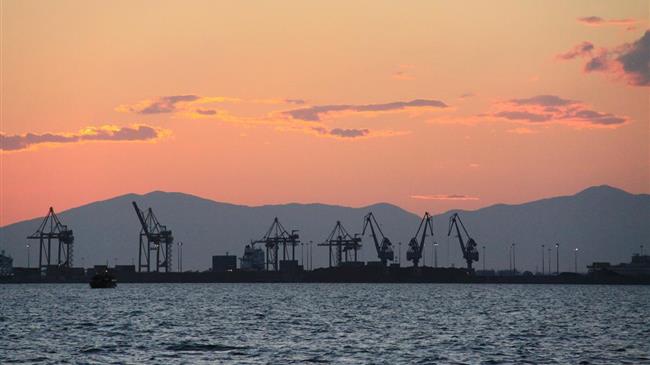 Θεσσαλονίκη: Πλωτά φράγματα για την προστασία του Θερμαϊκού Κόλπου από θαλάσσια ρύπανση