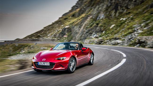 MAZDA MX-5. Το θρυλικό roadster γίνεται ακόμα καλύτερο