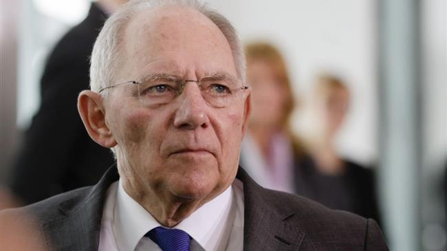 Σόιμπλε: Κινδυνεύουμε με μία πανδημία του χρέους