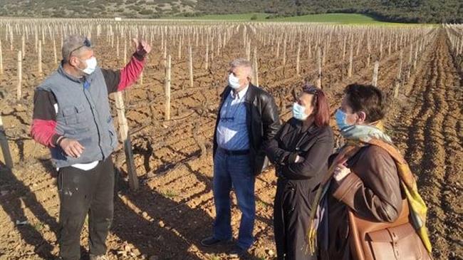 Κλιμάκιο του  ΣΥΡΙΖΑ – ΠΣ Λάρισας στις πληγείσες  από τον παγετό περιοχές