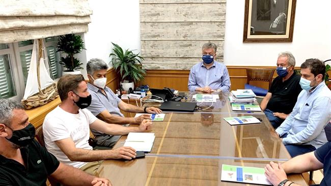 Σύσκεψη στην Περιφέρεια Κρήτης