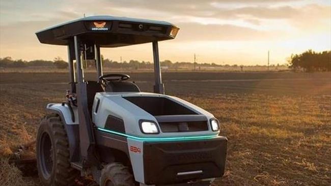 Παρουσιάστηκε το πρώτο αυτόνομο τρακτέρ