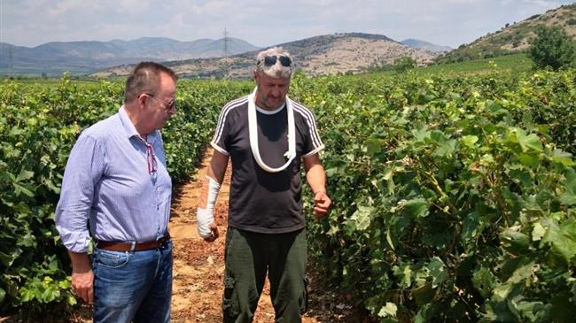 Β.Κόκκαλης: Στο χαλαζόπληκτο Δαμάσι Τυρνάβου ο βουλευτής του ΣΥΡΙΖΑ