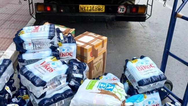 Στους πυρόπληκτους η βοήθεια που συγκέντρωσαν τα μέλη και οι φίλου του ΣΥΡΙΖΑ