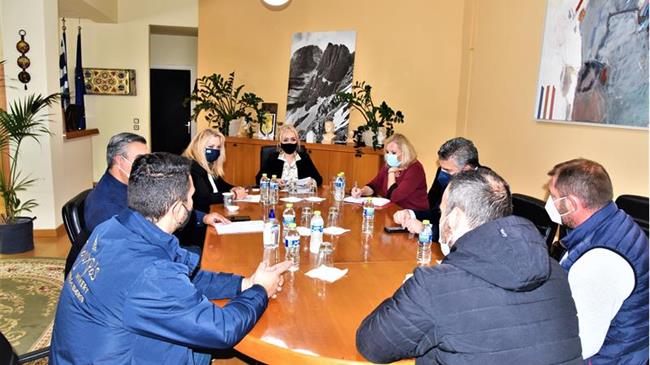 Συνάντηση εργασίας καστανοπαραγωγών και βουλευτών του νομού με την Αντιπεριφερειάρχη Πιερίας