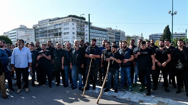 Συνάντηση των Κρητών αγροτών μετά την άκαρπη συνάντηση με το ΥΠΑΑΤ