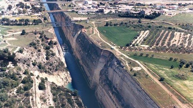 «Πράσινο φως» για την άμεση έναρξη των εργασιών αποκατάστασης στη Διώρυγα της Κορίνθου