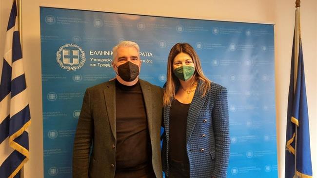 Ευρεία σύσκεψη Κεδίκογλου με την Ζαχαράκη για τον αλιευτικό τουρισμό