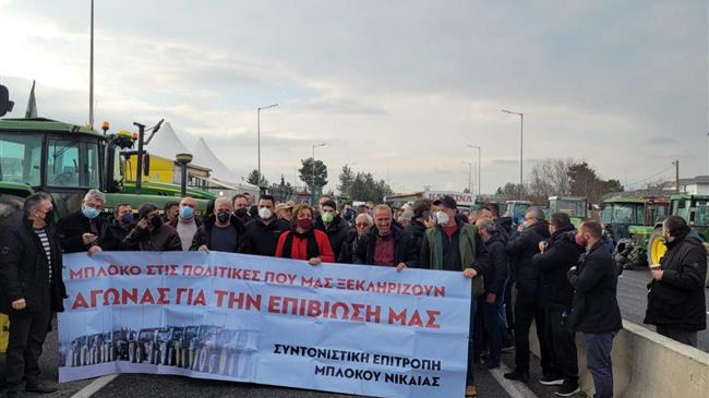 Λάρισα: Στην ΠΑΘΕ ξανά οι αγρότες, καλούν για ενίσχυση των μπλόκων - Τι απάντησαν στα πυρά Μητσοτάκη
