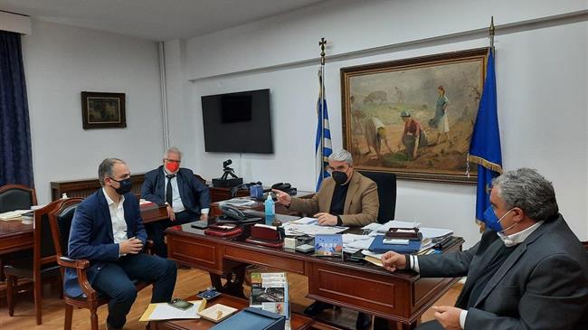 Συνάντηση εργασίας Κεδίκογλου με τον Κελαϊδίτη και τον Δήμαρχο Διρφύων-Μεσσαπίων για το Φράγμα Ψαχνών