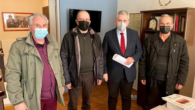 Να παραμείνει τσίπουρο, όχι “παραδοσιακό απόσταγμα διήμερων”