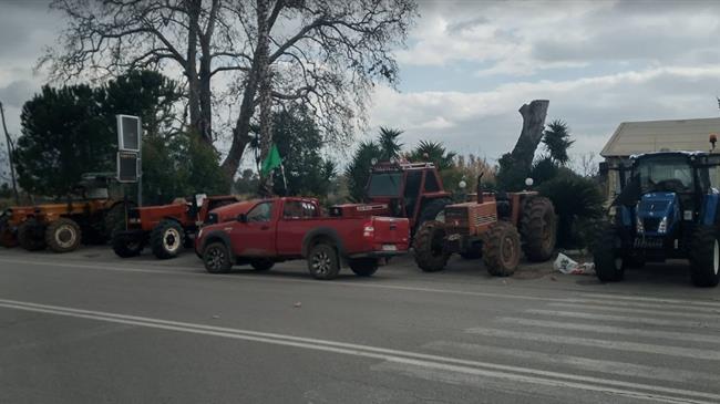 Διαμαρτυρία για την πατάτα σήμερα, Μ.Πέμπτη στον κόμβο Μεσσήνης από τους αγρότες