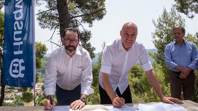 «Κρατάμε τη φλόγα εκεί που ανήκει»