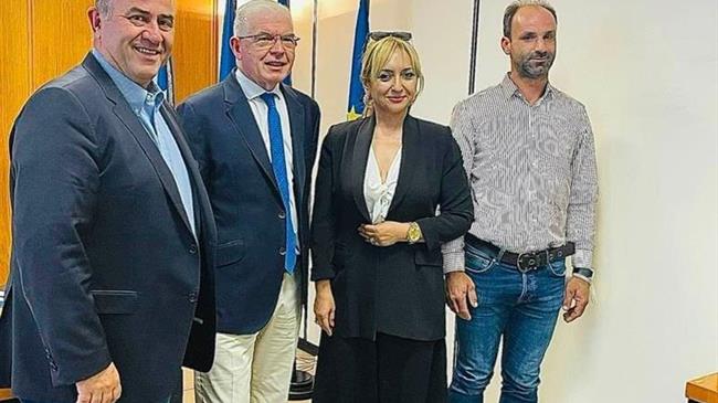 Συνάντηση με τον Πρόεδρο του ΕΛΓΑ για την ακαρπία των ακτινιδίων σε περιοχές της Πιερίας