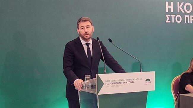 Ανδρουλάκης: Παρέμβαση στη Λάρισα για ένα νέο παραγωγικό μοντέλο