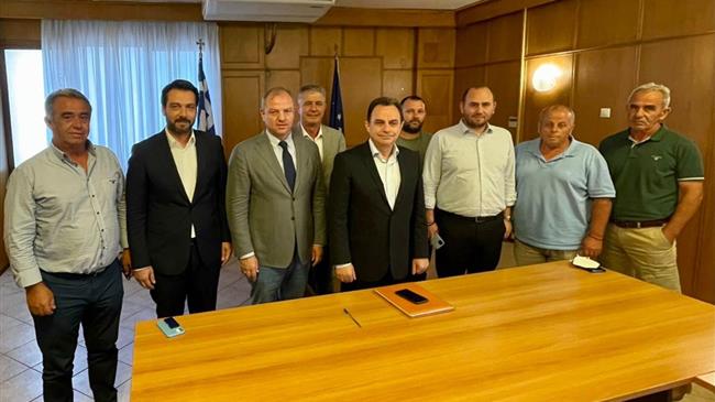 Στον ΥΠΑΑΤ ο Βασιλειάδης με τη Διεπαγγελματική Οργάνωση Πυρηνόκαρπων και τον ΣΕΑΣ Πέλλας