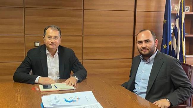 Συνάντηση Στύλιου με τον Βασιλειάδη για τους νέους αγρότες