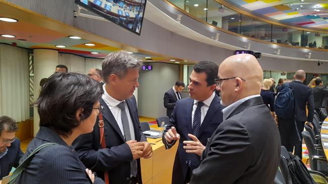 Σκρέκας: «Μειώσαμε την κατανάλωση φυσικού αερίου - Η Ευρώπη δεν θα υποκύψει στον ρωσικό εκβιασμό»