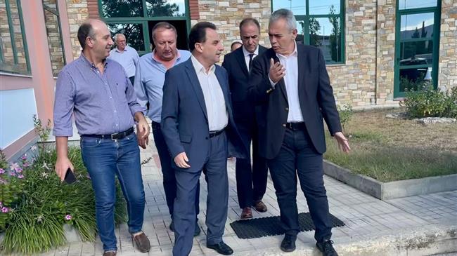 Η κυβέρνηση στηρίζει και θα συνεχίσει να στηρίζει τους κτηνοτρόφους