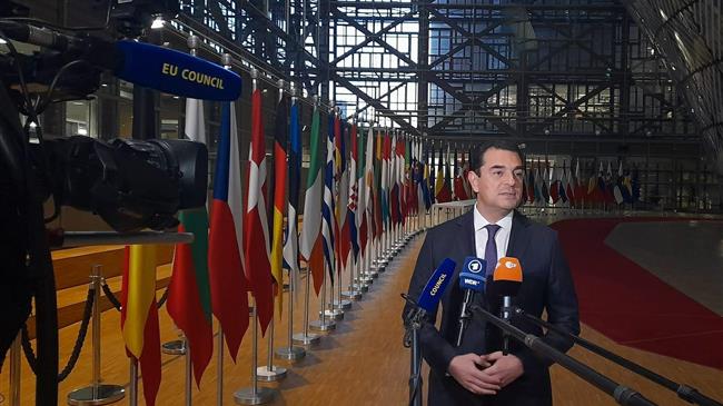 Σκρέκας: «Το ανώτατο όριο τιμής στα 275 ευρώ δεν αποτελεί στην πραγματικότητα ανώτατο όριο»